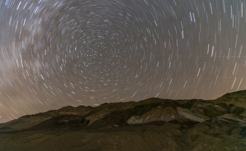 Star trails, Death Valley, 20 min @ f/2.8, ISO 200