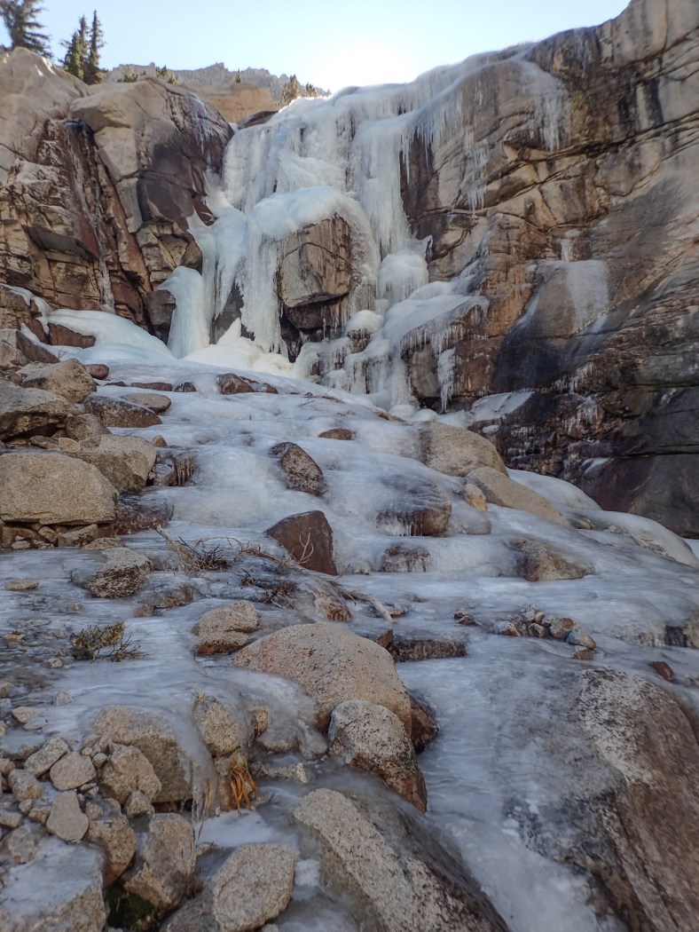 Frozen waterfall along Lone Pine Creek